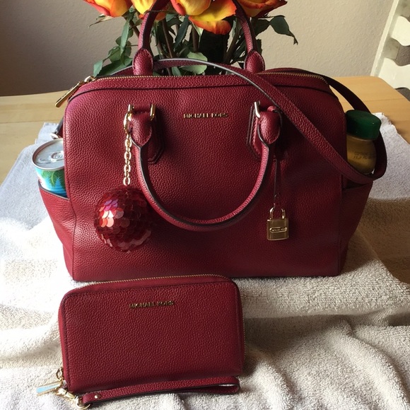 MICHAEL KORS HANDBAG-WALLET-BAG CHARM-GORGEOUS💐💐 - Picture 4 of 8